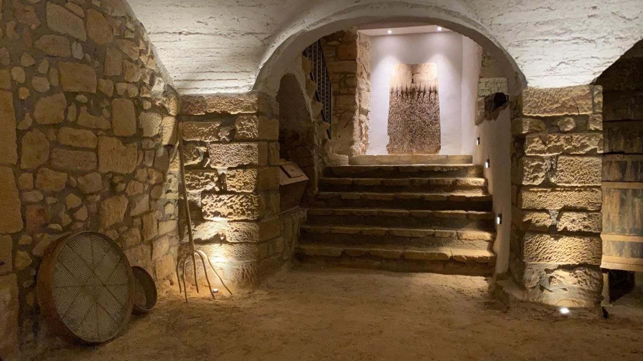 Готель Casa Llobera 1792 La Pobla de Cervoles Екстер'єр фото